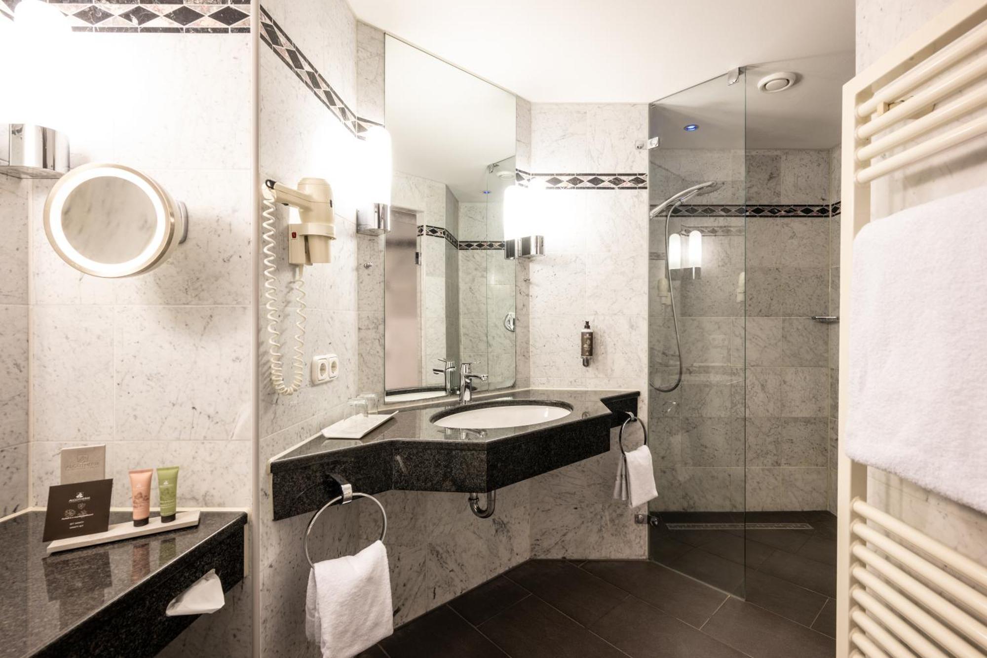 Hotel Herzogspark Herzogenaurach Chambre photo